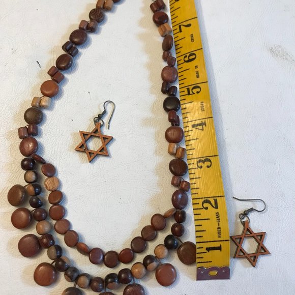 Hand made wooden necklace and Jewish star/star of David earring set - Picture 2 of 4